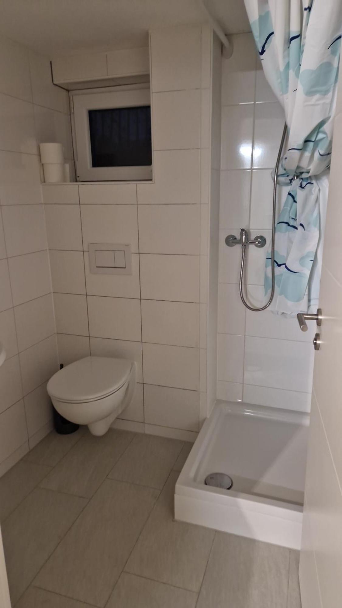 Ferienwohnung Karlsruhe Ngoại thất bức ảnh