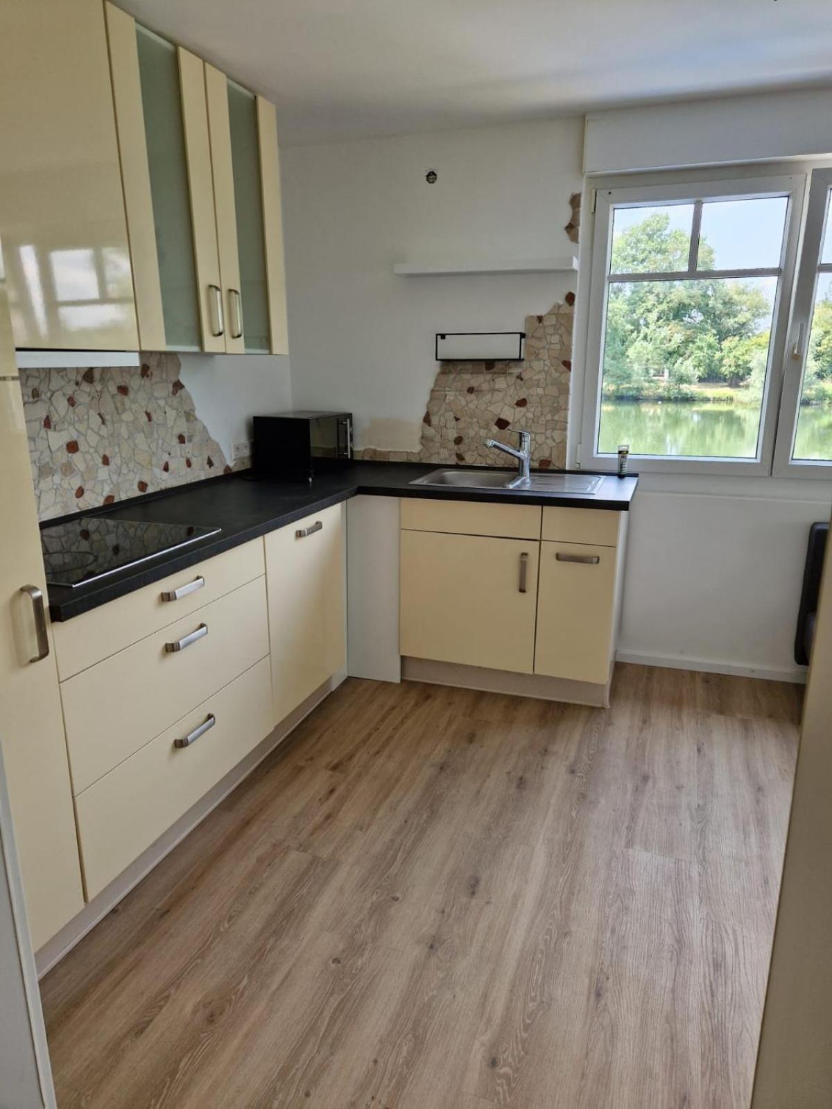 Ferienwohnung Karlsruhe Ngoại thất bức ảnh
